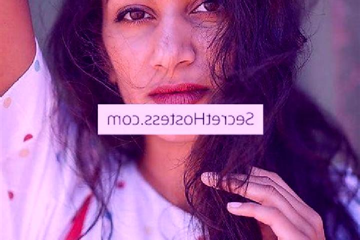 Sophia, 30, a red dark-eyed indian companion based in Nuevo Veracruz. Offering 69, A-Level, Party Girl, GFE. Available for incall and outcall, day and evenin...