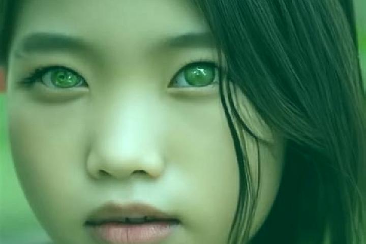 Sophia, 30, a red green-eyed asian companion based in Roshchino. Offering Domination, Prostate Massage, Roleplay. Available for incall and outcall, overnight...