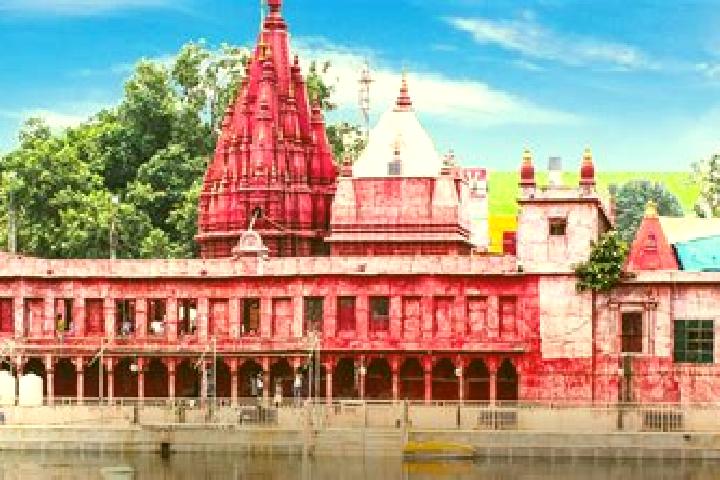 Sophia, 30 — Escort in Khandbara, India