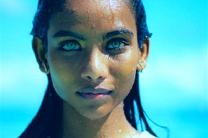 Sophia, 31, a auburn blue-eyed indian companion based in Silsden. Offering OWO, Striptease, Domination. Available for incall and outcall, day and evening dates.