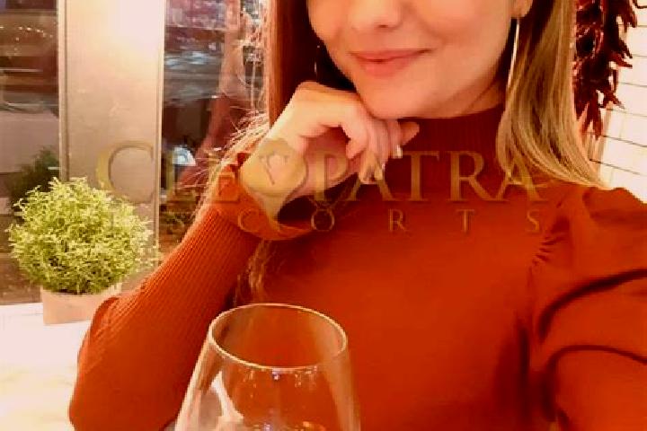 Sophia, 31, a auburn blue-eyed middle eastern companion based in Korniivka. Offering Tantra, Erotic Massage, Dinner Date, OWO, Couples. Available for incall ...