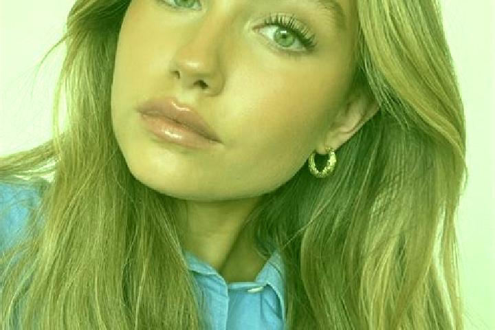 Sophia, 31, a dark blonde green-eyed asian companion based in Isen. Offering A-Level, Girlfriend Experience, Travel Companion. Available for incall and outca...