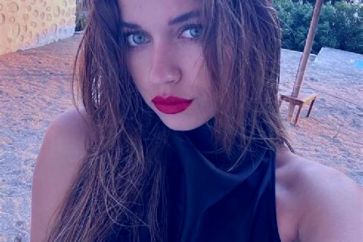 Sophia, 31 — Escort in Afra, Greece