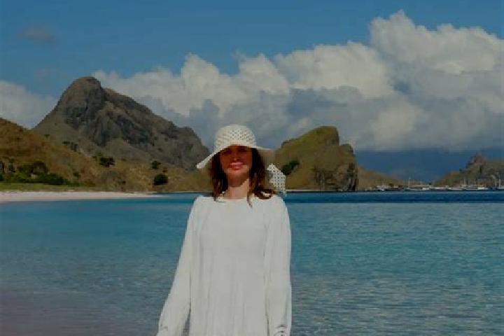 Sophia, 31 — Escort in Komodo, Indonesia
