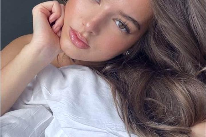 Sophia, 32, a brunette hazel-eyed latina companion based in Bage. Offering Overnight, Deep French Kissing, Travel Companion, A-Level. Available for incall an...