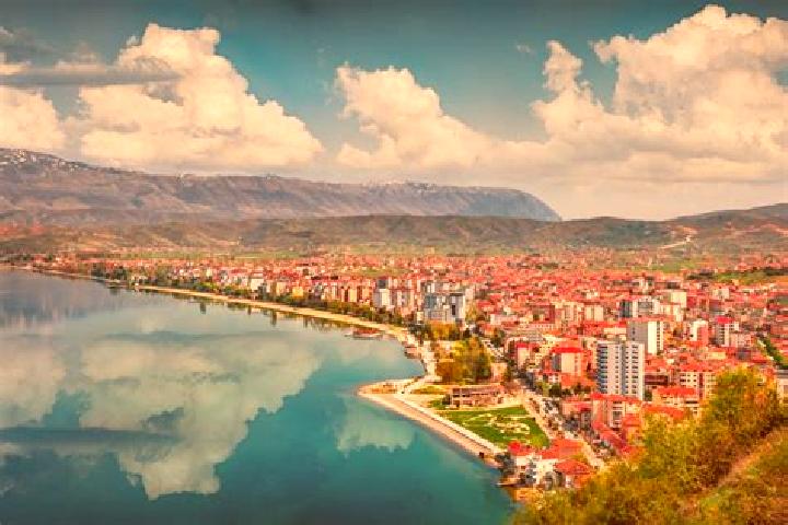Sophia, 32 — Escort in Kolonje, Albania