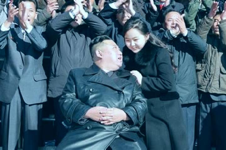 Sophia, 32 — Escort in Puryong-up, North Korea