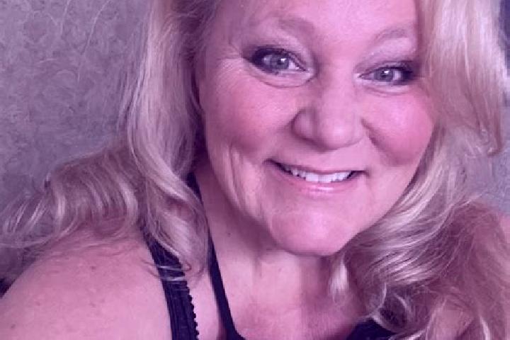 Sophia, 32 — Escort in Salineville, United States