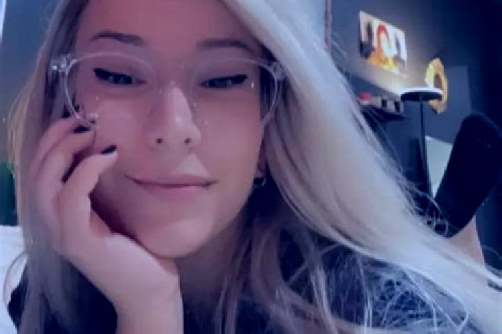 Sophia, 33, a blonde grey-eyed ebony companion based in Battleford. Offering A-Level, Roleplay, Fetish. Available for incall and outcall, overnight bookings ...