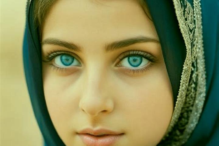 Sophia, 33, a blonde grey-eyed middle eastern companion based in Caan. Offering Roleplay, A-Level, Couples. Available for incall and outcall, overnight booki...