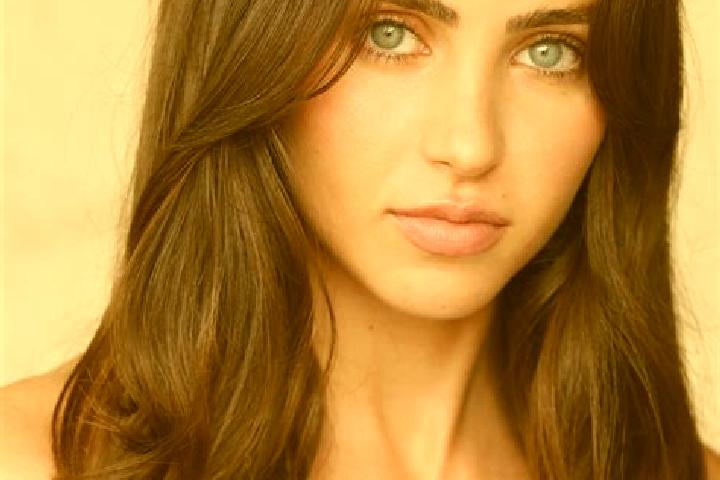 Sophia, 33, a chestnut brown-eyed indian companion based in Poyakonda. Offering Domination, Party Girl, GFE, Couples, Striptease. Available for incall and ou...