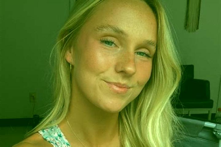 Sophia, 33 — Escort in Pikeville, United States
