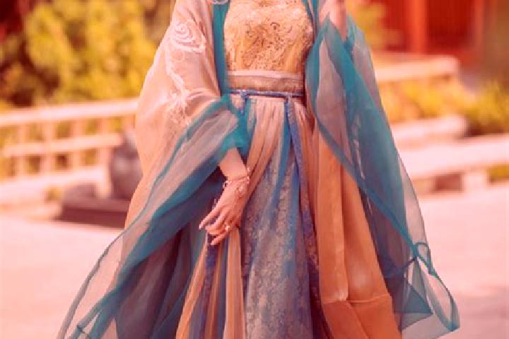 Sophia, 33 — Escort in Shixi, China