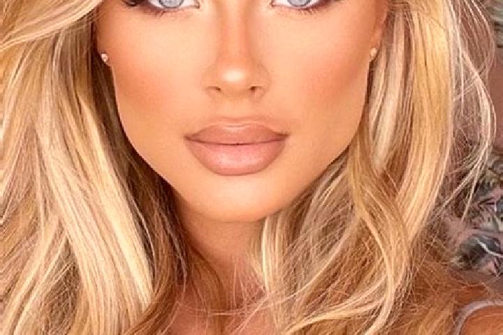 Sophia, 34, a blonde blue-eyed latina companion based in Hercules. Offering OWO, Couples, Domination. Available for incall and outcall, overnight bookings av...