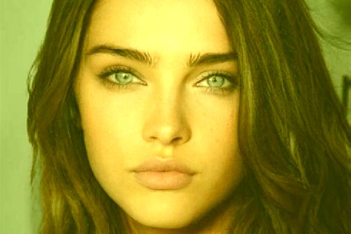 Sophia, 34, a brunette dark-eyed caucasian companion based in Fontezuelas. Offering Roleplay, 69, Couples, CIM. Available for incall and outcall, day and eve...