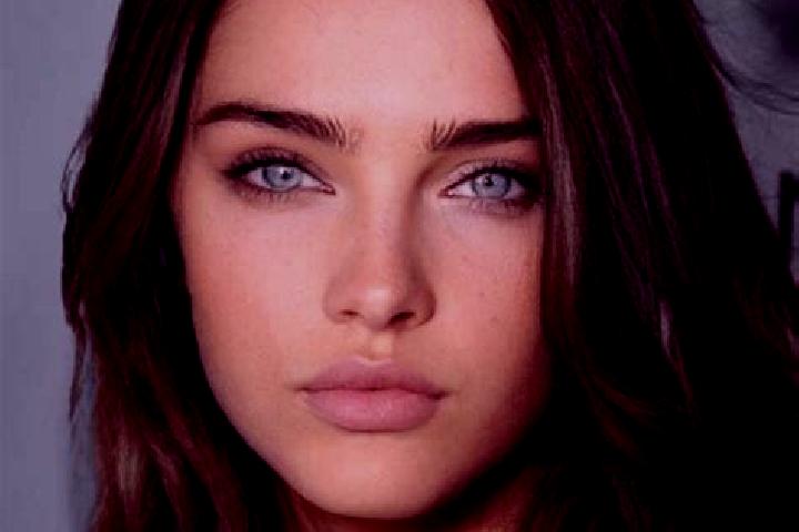 Sophia, 34, a brunette green-eyed caucasian companion based in Aparecida do Rio Negro. Offering Couples, CIM, Roleplay, Travel Companion. Available for incal...
