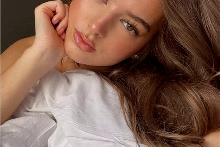 Sophia, 34, a brunette hazel-eyed ebony companion based in Daganzo de Arriba. Offering Overnight, Duos, Fetish, GFE. Available for incall and outcall, overni...