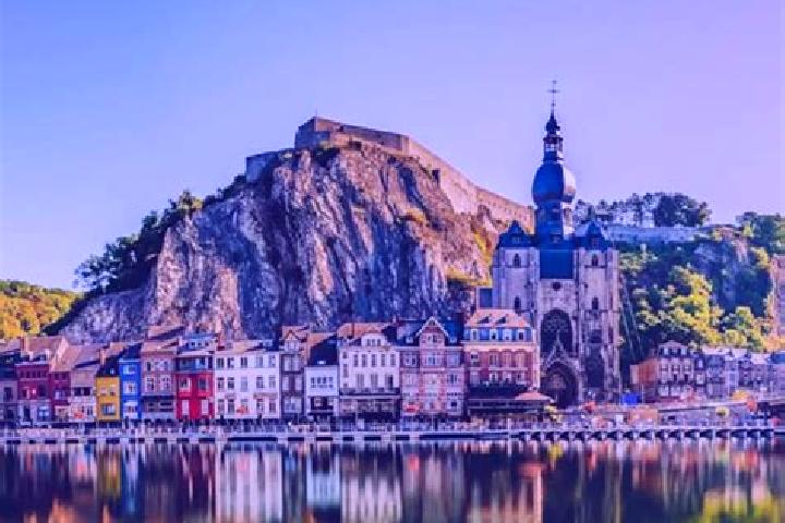 Sophia, 34 — Escort in Carnieres, Belgium