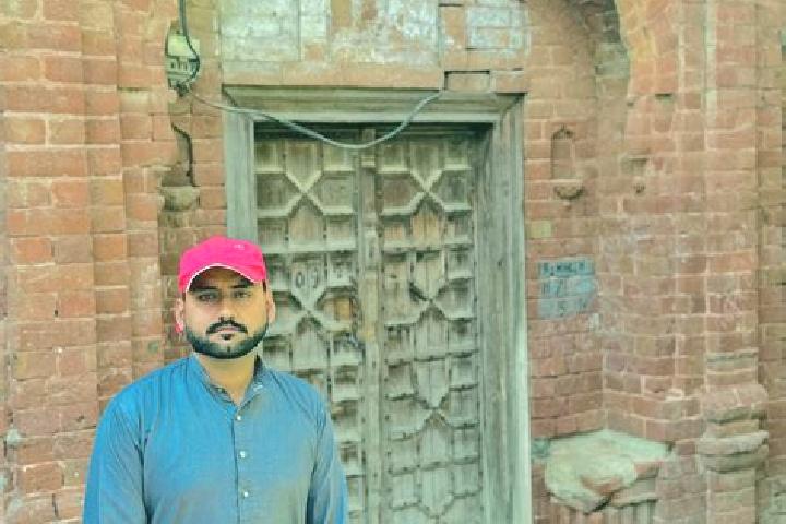 Sophia, 34 — Escort in Garh Maharaja, Pakistan