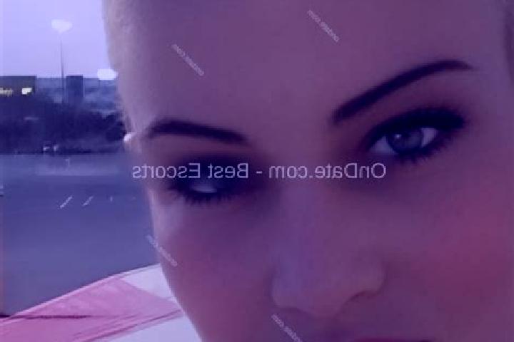 Sophia, 34 — Escort in Margaritesti, Romania
