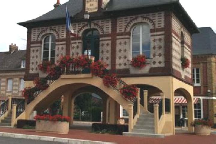 Sophia, 34 — Escort in Torcy-le-Grand, France