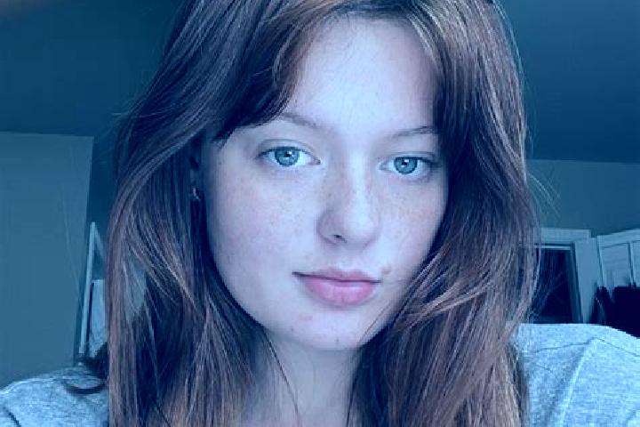 Sophia, 35, a auburn amber-eyed indian companion based in Recogne. Offering Girlfriend Experience, Deep French Kissing, A-Level, CIM. Available for incall an...