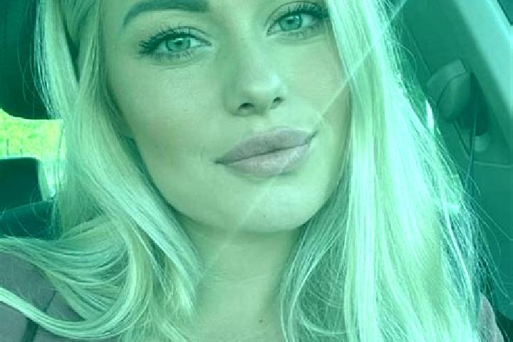 Sophia, 35, a blonde hazel-eyed asian companion based in Senigallia. Offering Erotic Massage, BDSM, Deep French Kissing, GFE. Available for incall and outcal...