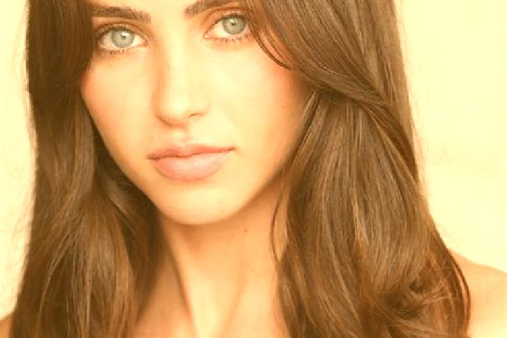Sophia, 35, a brunette amber-eyed indian companion based in Poulo. Offering Massage, Striptease, GFE. Available for incall and outcall, overnight bookings av...