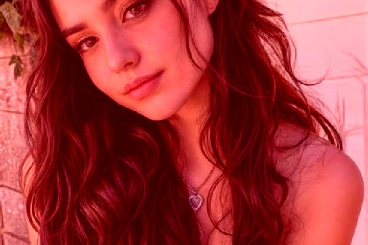 Sophia, 35, a brunette hazel-eyed caribbean companion based in Pekan Nenas. Offering Domination, CIM, Travel Companion, Overnight, A-Level. Available for inc...