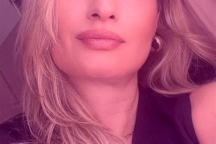 Sophia, 35 — Escort in Allemond, France