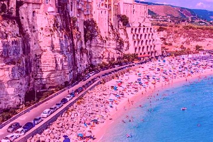 Sophia, 35 — Escort in Manciano, Italy