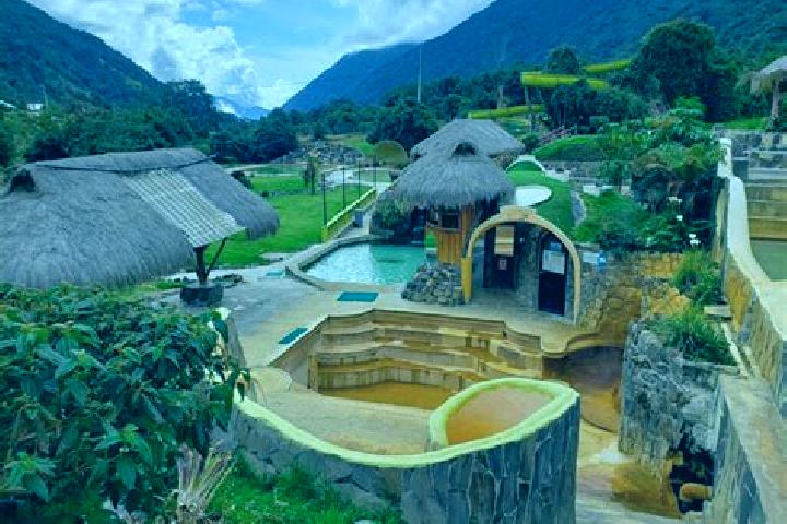Sophia, 35 — Escort in Oyacachi, Ecuador