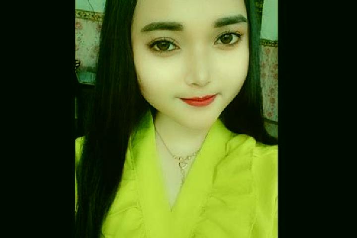 Sophia, 35 — Escort in Pacet, Indonesia