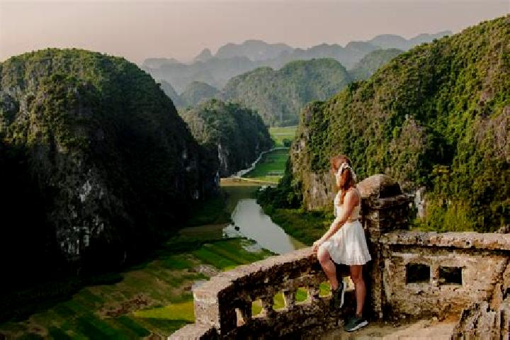 Sophia, 35 — Escort in Thi Tran Hoa Binh, Vietnam