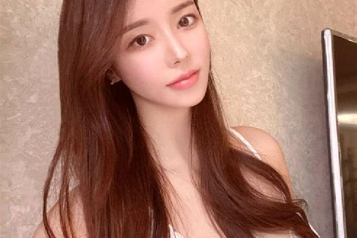 Sophia, 35 — Escort in Yiminhe, China