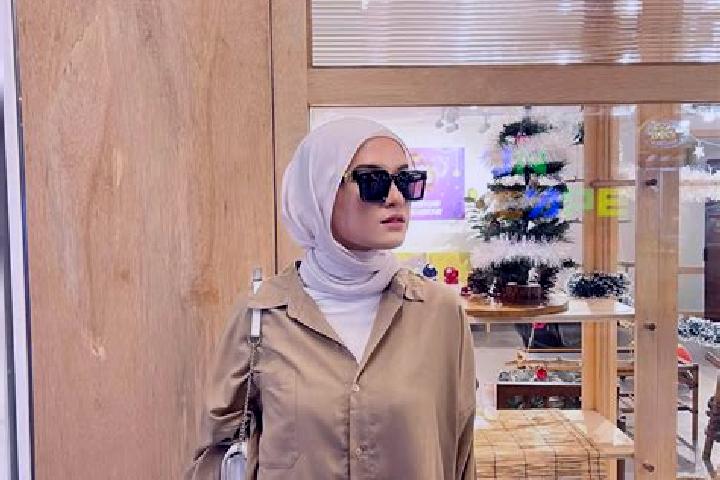 Sophia, 36 — Escort in Carian, Indonesia