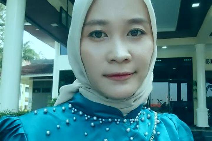 Sophia, 36 — Escort in Deket Wetan, Indonesia
