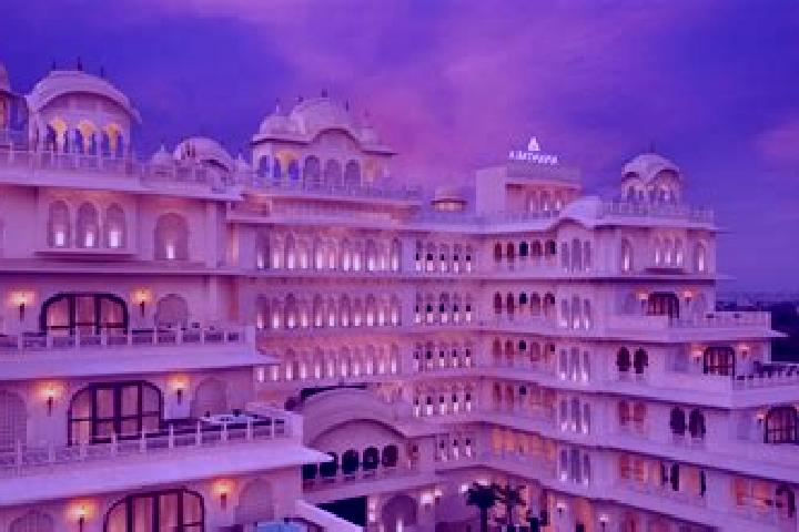 Sophia, 36 — Escort in Jintur, India