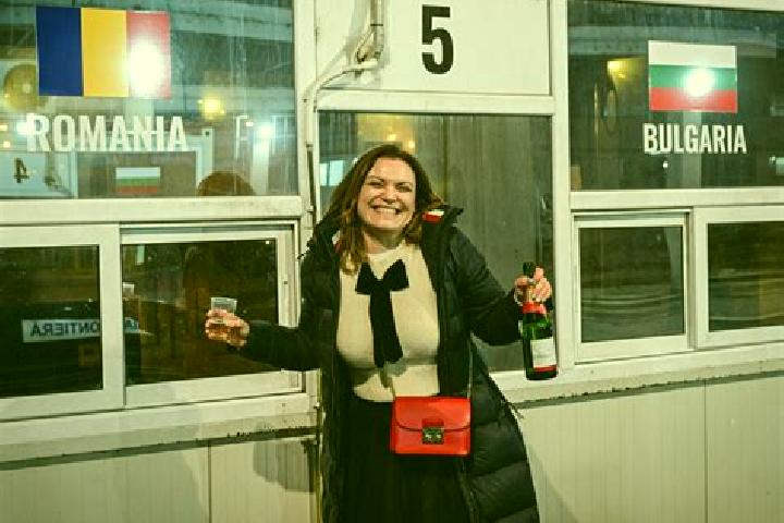 Sophia, 36 — Escort in Sperieteni, Romania
