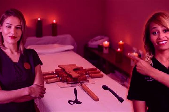 Sophia, 37, a auburn dark-eyed european companion based in Guayaquil. Offering Girlfriend Experience, Erotic Massage, Prostate Massage. Available for incall ...
