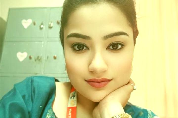 Sophia, 37 — Escort in Jhanjharpur, India