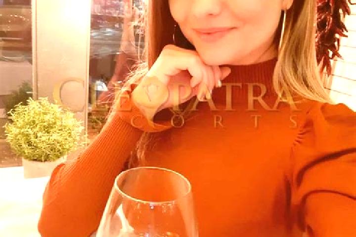 Sophia, 38, a auburn blue-eyed caribbean companion based in Bouenneu. Offering Domination, Massage, OWO, Girlfriend Experience, Dinner Date. Available for in...