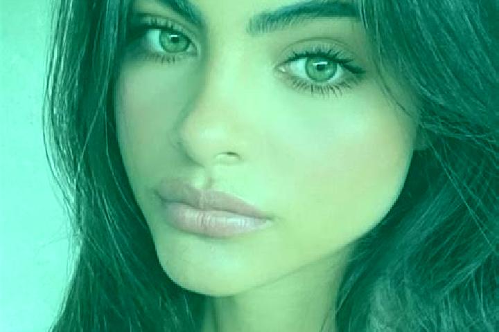 Sophia, 38, a brunette green-eyed european companion based in Cassina Valsassina. Offering Couples, Duos, Girlfriend Experience, Fetish. Available for incall...