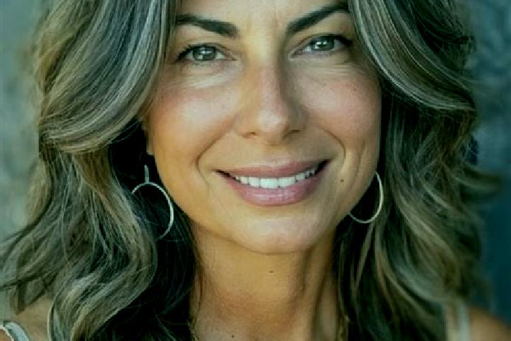 Sophia, 38, a brunette grey-eyed middle eastern companion based in Suka Makmue. Offering Prostate Massage, Party Girl, Dinner Date, Duos. Available for incal...