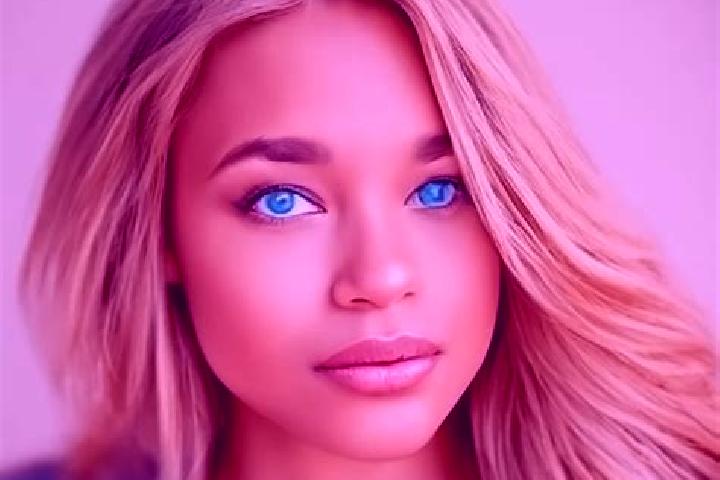 Sophia, 38, a dark blonde blue-eyed latina companion based in Breitenbrunn. Offering Prostate Massage, Domination, Striptease. Available for incall and outca...