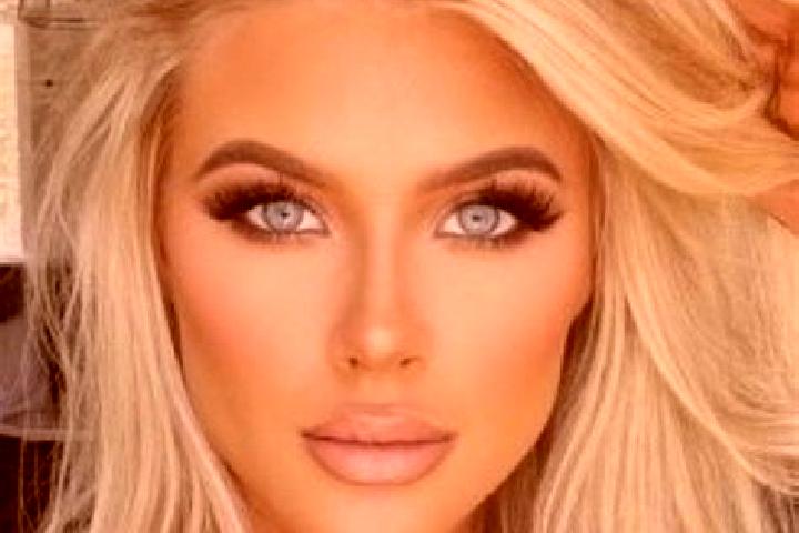 Sophia, 38, a platinum blonde blue-eyed ebony companion based in Eerbeek. Offering Erotic Massage, Domination, Dinner Date. Available for incall and outcall,...