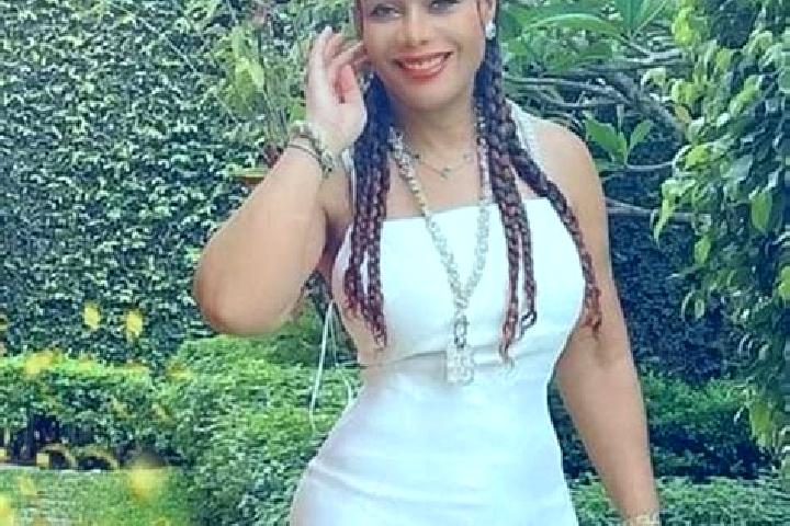 Sophia, 38 — Escort in Guidiguis, Cameroon