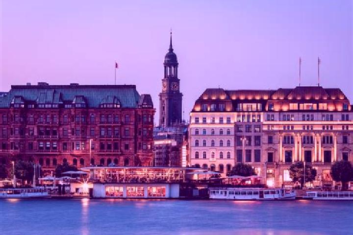 Sophia, 38 — Escort in Hoeviksnaes, Sweden