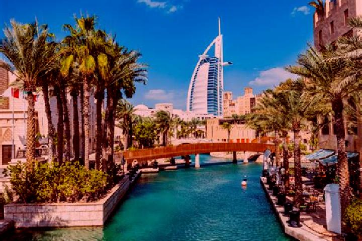 Sophia, 38 — Escort in Madinat Isa, Bahrain