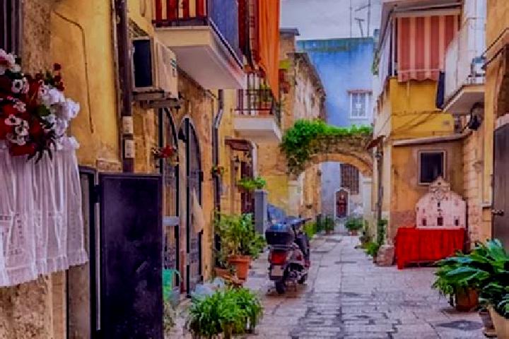 Sophia, 38 — Escort in San Nicandro Garganico, Italy